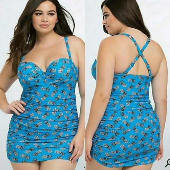 Torrid Swim Collection Pin Up Style Swimsuit Sz 3 - Picture 1 of 8